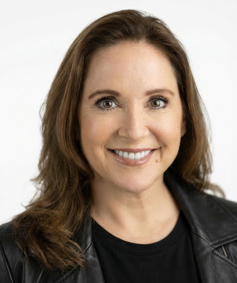 Under her guidance, Michele’s clients define their vision, create an action plan, and execute their strategy. 
